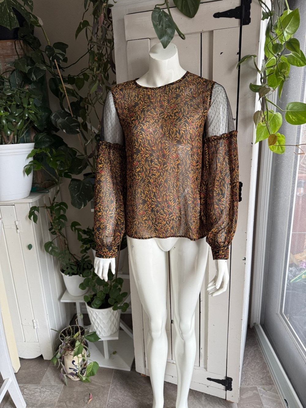 Suzy Shier Sheer Long-Sleeve Printed Blouse in Brown leaf floral XS NWOT